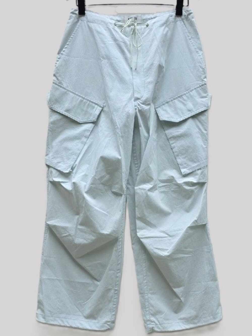 NEW $248 AGOLDE GENERVA CARGO PANTS IN PALE BLUE SIZE 27 - Picture 3 of 13